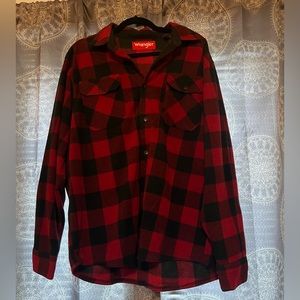 Wrangler fuzzy flannel, size large